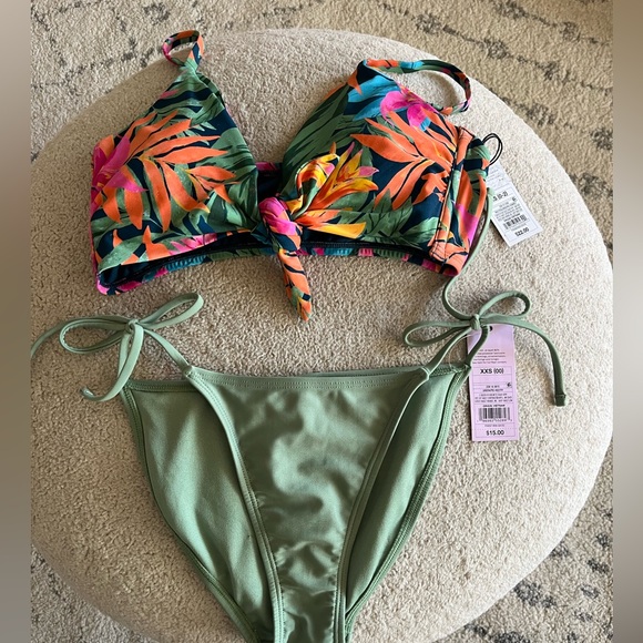 Floral bikini set - Picture 3 of 3